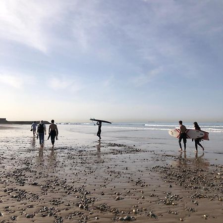 塔哈佐特Psycho Surf Camp住宿加早餐旅馆 外观 照片